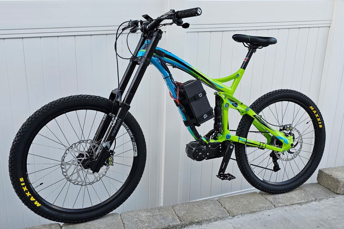Big Rectangular Battery Bracket - Image 9 of 11 by vendor-unknown - Electrify Bike