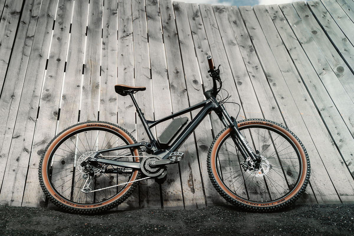 CYC A52L - 52v 15AH A-Series Ebike Battery - Image 8 of 10 - Electrify Bike
